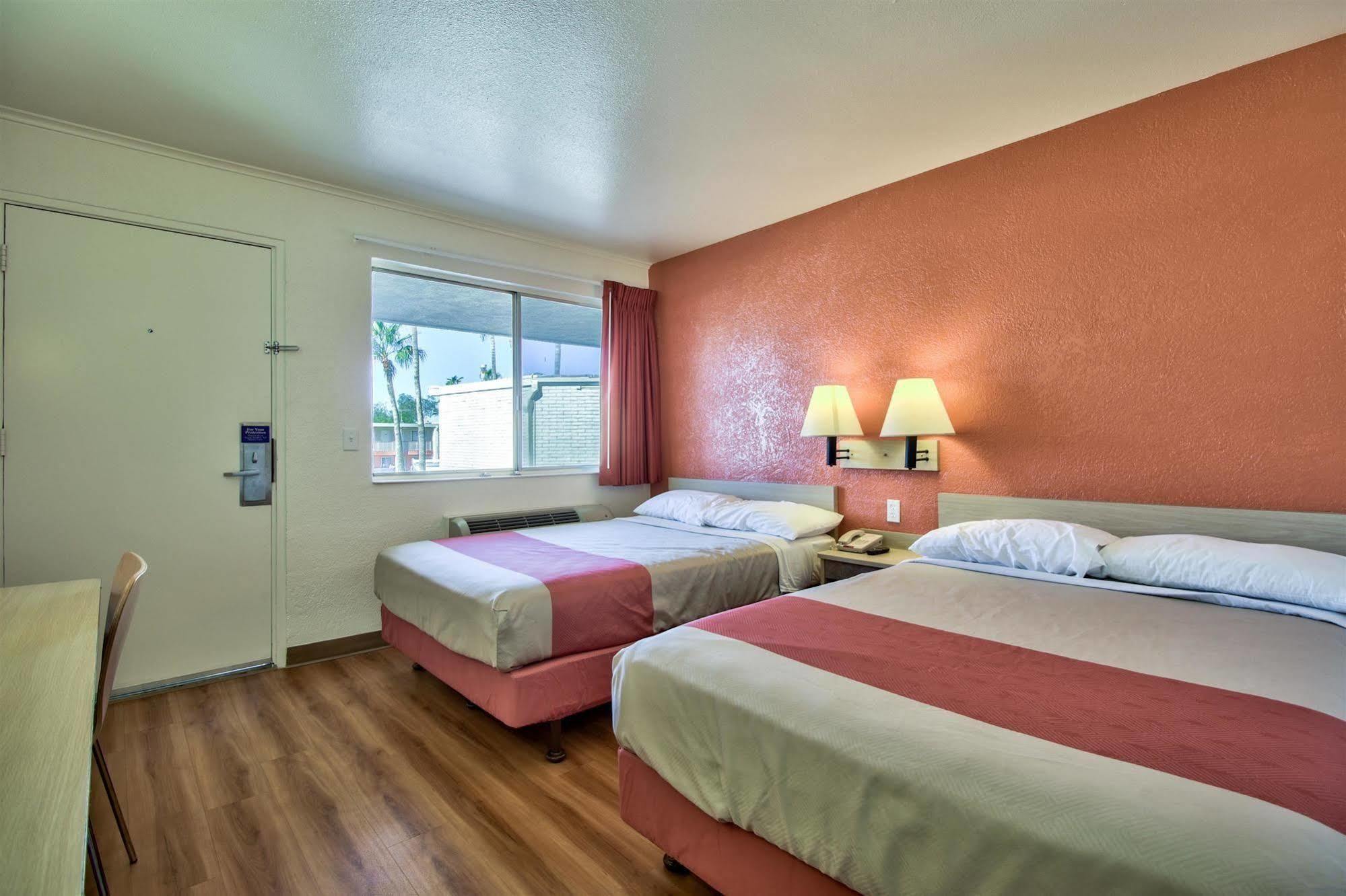 Motel 6-Youngtown, Az - Phoenix - Sun City Dış mekan fotoğraf